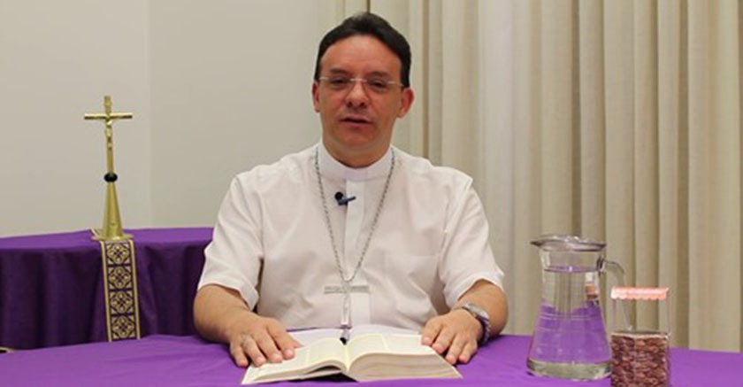 O arcebispo de Santa Maria (RS), dom Leomar Antônio Brustolin, preside a Comissão do Tema Central