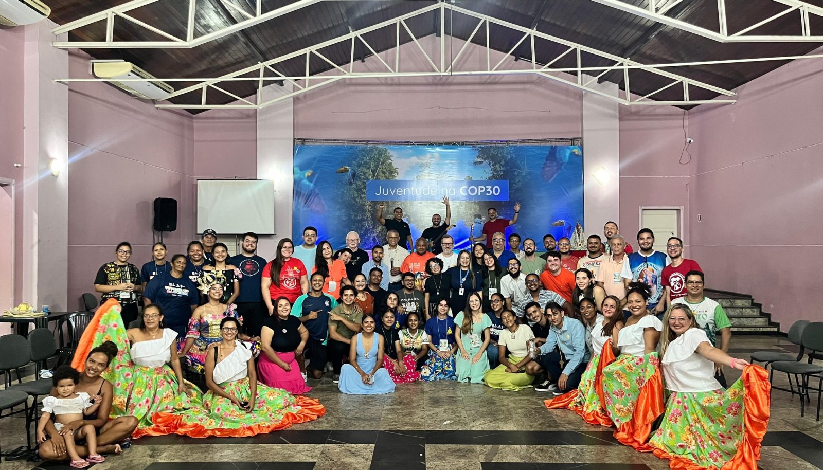 Encontro da Juventude na COP30 marca presença e compromisso de jovens católicos com o cuidado da vida do planeta