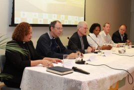 01campanhafomecaritas2013-640x427