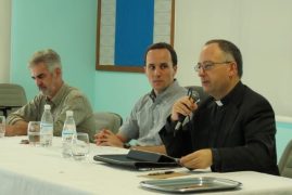 01spadaroefaxina-640x428