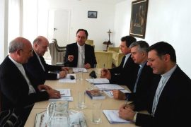 1098130_601588543225416_2045270024_n