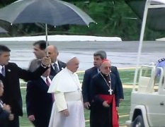 971398_4404061478742_1827846825_n