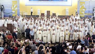 Altar-2-2048x1153 (1)