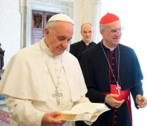 AnuarioPontificio2013