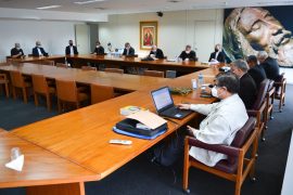 Bispos Leste 1 reunião presencial