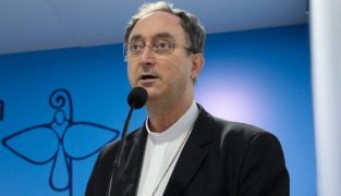 Cardeal-Sergio-fundo-logo-cnbb