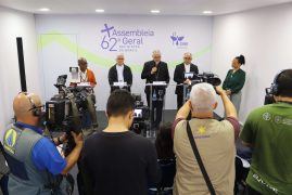 Coletiva 23 de abril