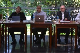 DSC_9992_Easy-Resize.com_