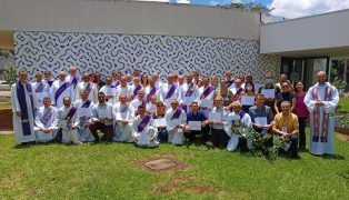 Diáconos permanentes - 01