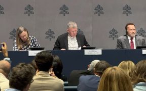 Dom Jaime espalhando esperança
