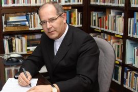 Dom Walmor Oliveira