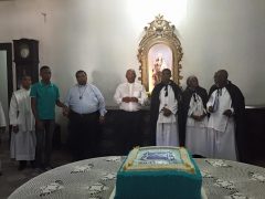 |Dom Zanoni com uma Irmandade Católica Negra no Pelourinho (BA). Foto: Arquivo pessoal. ||