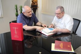 Entrega-Tradução-Missal-02