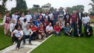 Escola-de-assessores-02-370x208