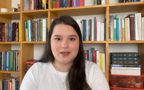 Mariana Vídeos Mês da Bíblia