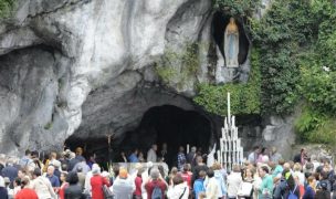 Nossa_Senhora_de_Lourdes