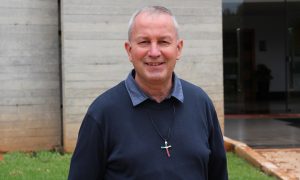 Padre Marco Testa destaque