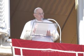 Papa Angelus 120223