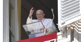 Papa Angelus 24092023
