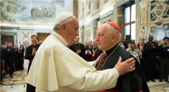 Papa-e-cardeal-Filoni-EvagPovos-Cpia-350x190