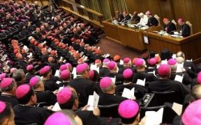 Sinodo_dos_Bispos_2012_1