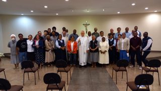 Missa com grupo de missionários estrangeiros do CENFI