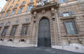 cq5dam.thumbnail.cropped.1000.563-1200x762_c