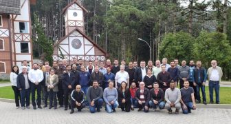 f499a5a1-40af-4d1b-a778-d6e16e70ca44-990x530