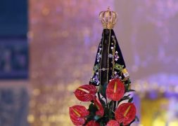 missa-de-abertura-novena-henrique-ribeiro-3_640x454