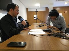 |Padre Antônio Marcos (à esquerda) e o produtor audiovisual da CNBB