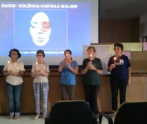 ||||Cenário de quarto de uma mulher que sofre violência|Cenário de quarto de uma mulher que sofre violência|Cenário de quarto de uma mulher que sofre violência|
